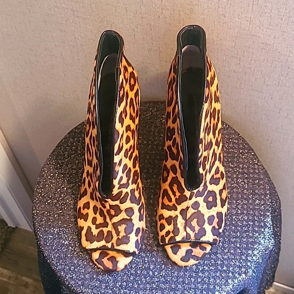 Steven By Steve Madden Leopard Print Heeled Boots